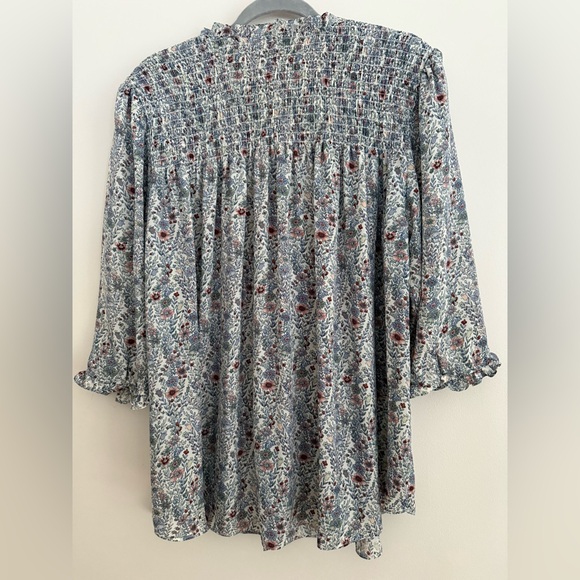 Rose & Olive Multicolor Floral Patterned Smocked Blouse Size 1X Blue - Picture 5 of 5